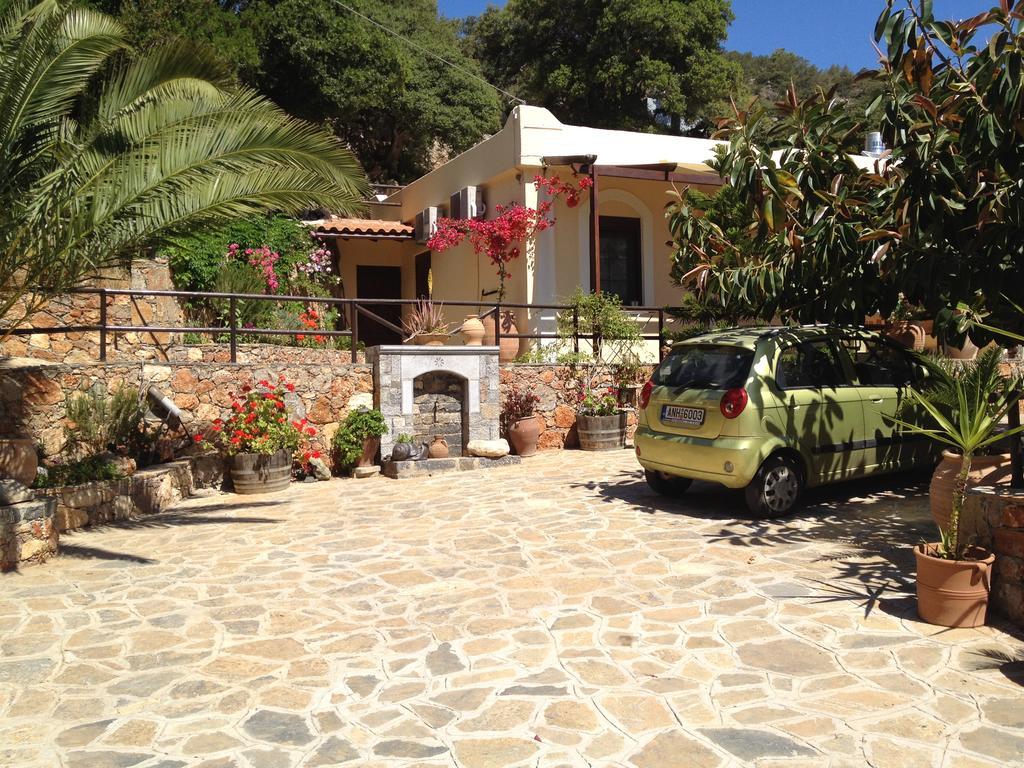 Fissi Villas Agritourism Accommodation Near The Sea Agios Nikolaos Exterior foto